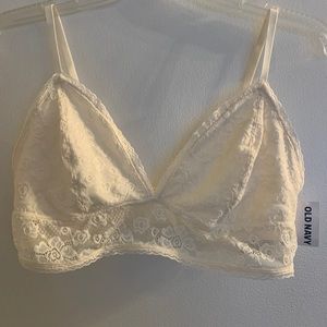 OLD NAVY NWT Size L Ivory Colored Bra